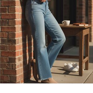 GAP Cheeky Straight High Rise Jeans Women’s 29/8L Blue Denim Raw Hem